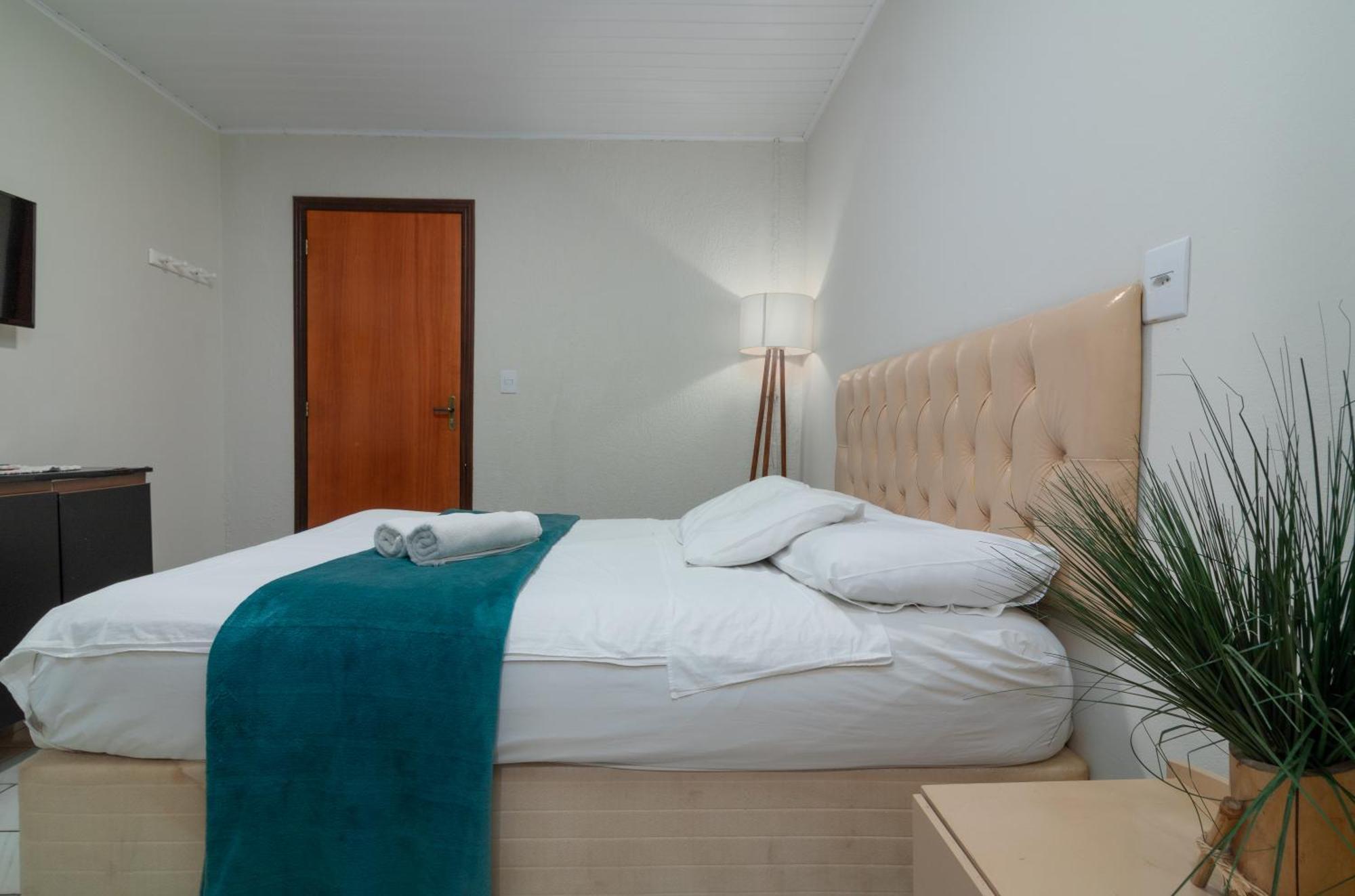 Suites 91 Penha  Bagian luar foto